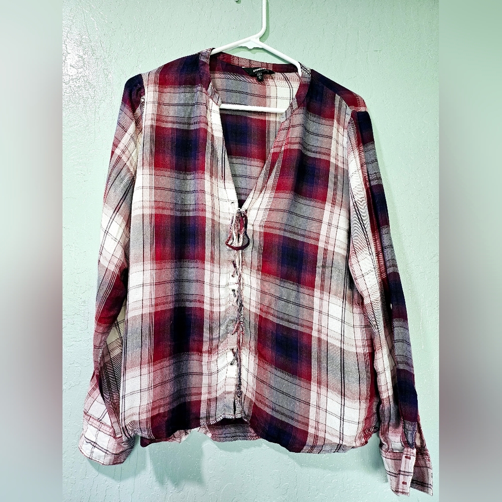 Express Pink/Purple Lace Up Plaid Long Sleeve Shirt Size M